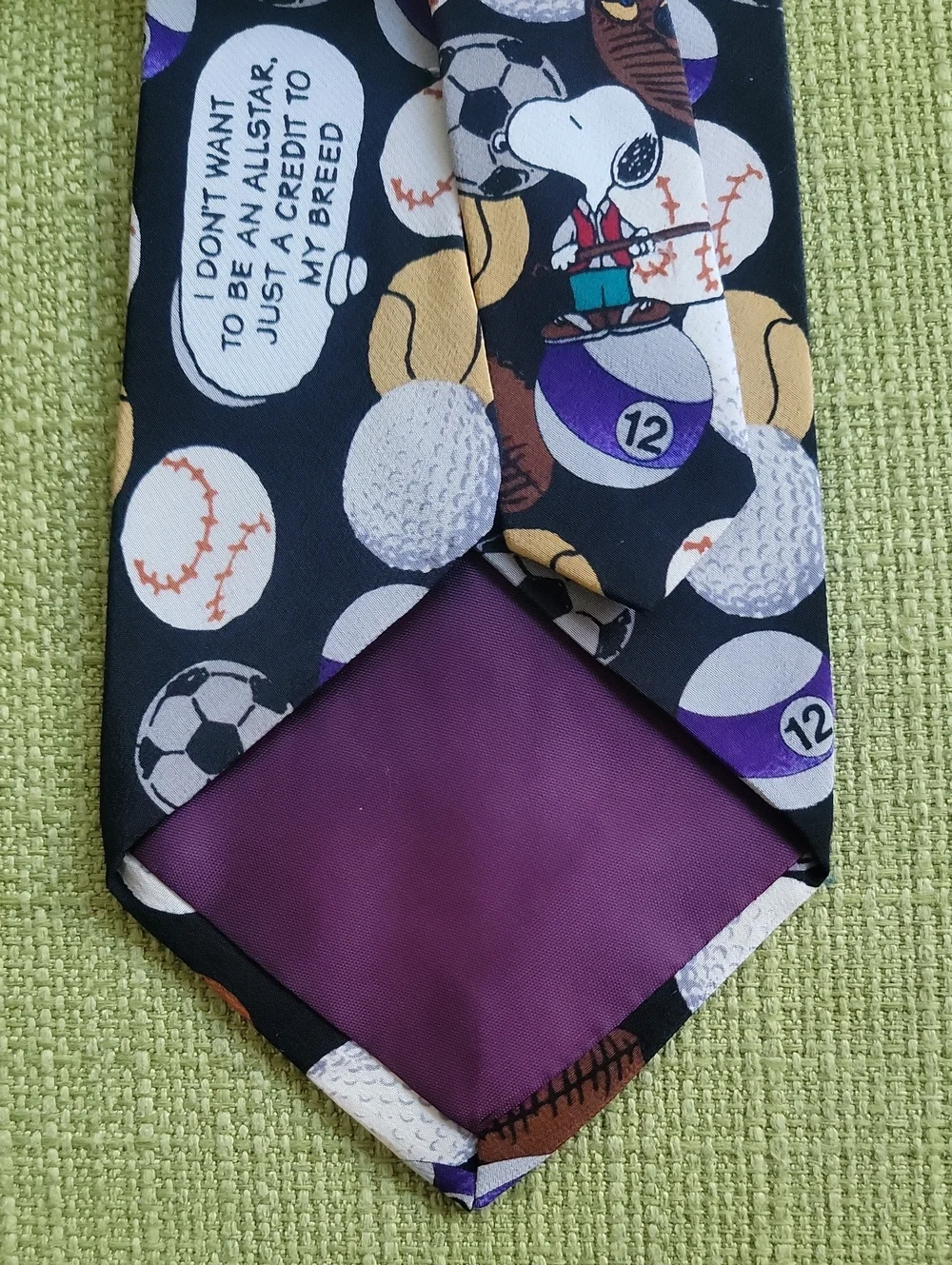 None peanuts ties